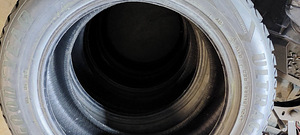 18 " Goodyear talverehvid 235 55 18 4tk (2 foto / 2)