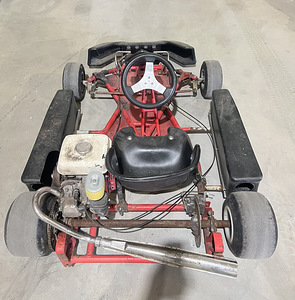Карт с двигателем Honda GX160 (6 фото из 6)