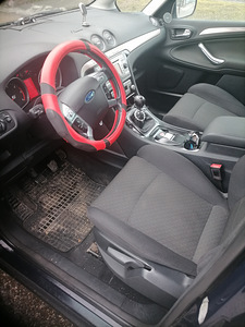 Ford s max (5 фото из 6)