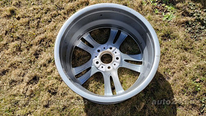 BMW 18 veljed (5 foto / 5)