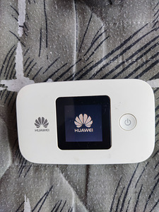 Продам мобильный роутер Huawei E5377 (1 фото из 3)