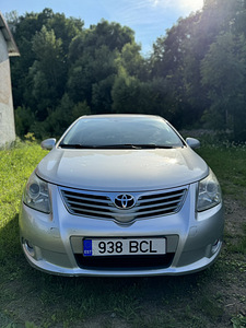 TOYOTA AVENSIS 2010a. (2 foto / 9)