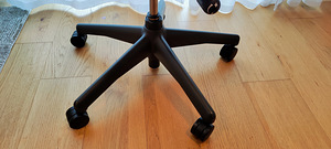 Kontoritool - Herman Miller Aeron Classic (7 foto / 7)
