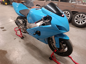 Suzuki gsx-r 600 (2 фото из 7)