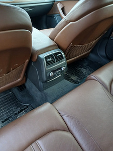 Audi A6 C7 (7 фото из 10)