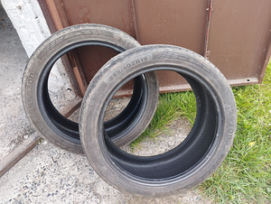 Шины 255/40 R19 (2 фото из 2)