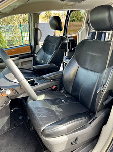 Chrysler Grand Voyager Limited (6 foto / 10)