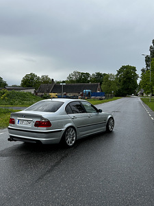 BMW 328i manuaal (3 foto / 7)