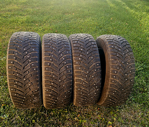 Шины Toyo ice freezer 195/65 R15 (1 фото из 5)