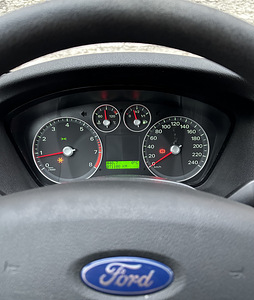 Ford Focus 1.6 74kW (5 foto / 9)