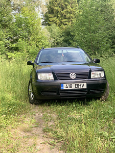 Volkswagen bora 2.0 85kw 2000 (2 foto / 4)