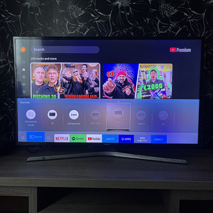 Samsung Smart TV 40” (2 фото из 4)
