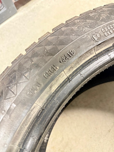 Continental VikingContact 7 235/45R18 (6 foto / 6)