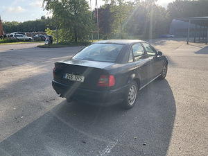 Ауди А4 (4 фото из 9)