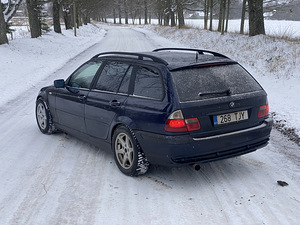 BMW 320d 2.0 110kw (2 foto / 10)