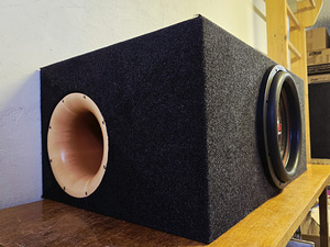 BF RED12 12" 7000W ja Monoblock. Pult. Uus (5 foto / 10)