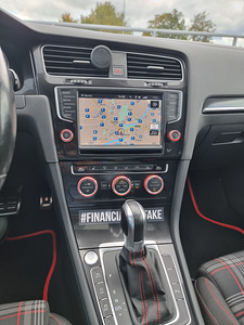 Volkswagen Golf GTI (8 foto / 15)