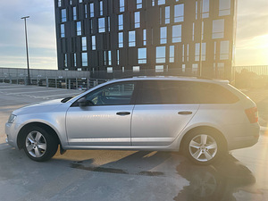 Skoda Octavia Combi 1.2 81kW 2016 (3 foto / 13)