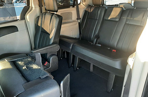 Lancia Voyager 2.8 R4 CRD 120kW (11 foto / 14)