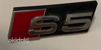 Audi S5 решетка радиатора оригинальная марка 2007-2012 запчасти 353736 (фото #1)
