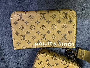 Louis Vuitton Trio Messenger (3 foto / 7)