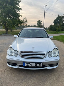 Mercedes Benz 2005 Sport Edition 165kw (2 foto / 10)