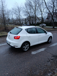 Seat Ibiza (3 foto / 4)