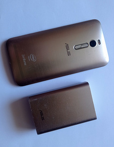 ZenFone 2 ZE551ML + Аккумулятор Asus (3 фото из 4)