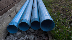 PVC puurkaevu filtertoru 80mm / 2m (4 tk) (1 foto / 3)