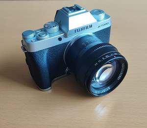FUJIFILM X -T200 kaamera