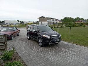 Ford Kuga 4x4 2.0 TDCi 120kW (5 foto / 9)