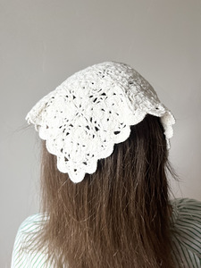 Heegeldatud puuvillane bandana pearätik (2 foto / 6)