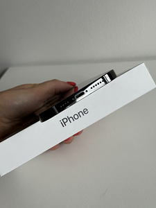 iPHONE 14 Pro Max (7 foto / 9)