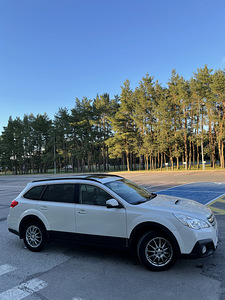 Subaru Outback 2.0 110kW, 2014 (2 foto / 13)