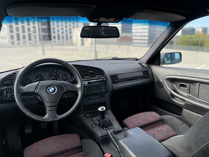 BMW E36 323i 125kW tehase M-pakett, manuaal (14 foto / 15)