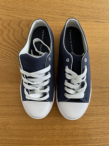 Кроссовки Tommy Hilfiger