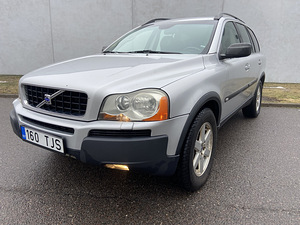 Volvo XC90 2.5 T5 154kW (2 foto / 15)