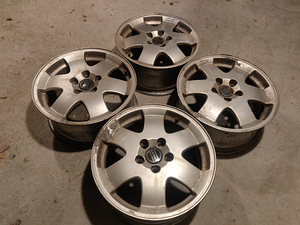 5x108 Volvo XC оригинальные легкосплавные диски 16" (1 фото из 7)