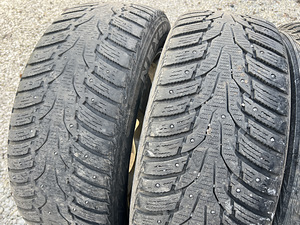 5x112 Skoda, VW 17" оригинальные диски с шипованной резиной (9 фото из 10)