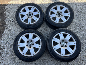 5x112 Volkswagen Passat 16" оригинальные диски (1 фото из 2)