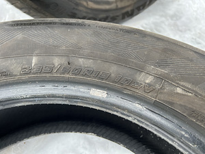 235/60/18 suverehvid Yokohama Advan Sport 2021a 6-7mm (5 foto / 7)