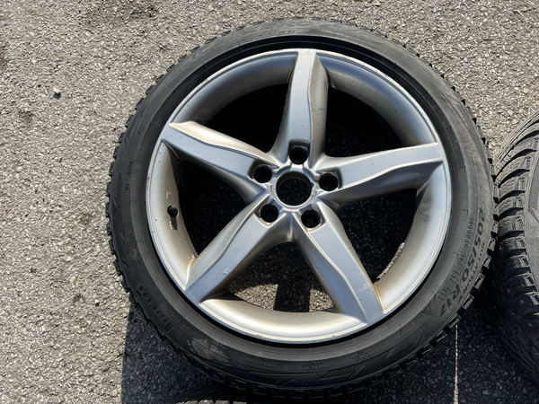 VW, Audi, Škoda 5x112 veljed naastrehvidega 205/50/17