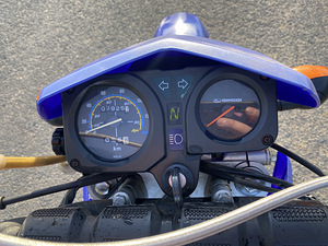 Mootorratas Qingqi QM125GY (7 foto / 10)