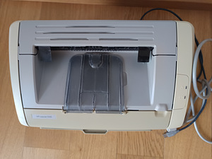 HP LaserJet 1020 Printer (2 foto / 6)
