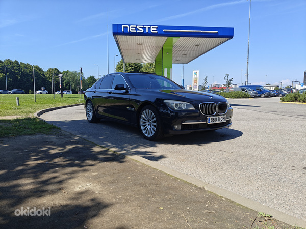 BMW 740