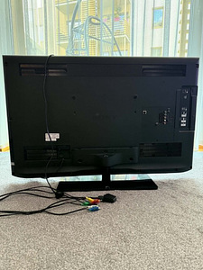 Sony LCD TV 40" (1 foto / 2)