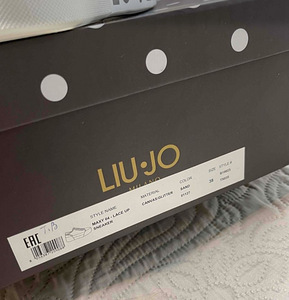 В магазине 149€ Новые крутые кроссовки на платформе LjuJo (8 фото из 8)