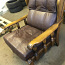 Антикварный кожаный стул (фото #1)