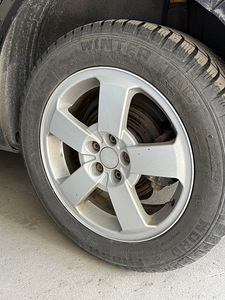 4 оригинальных литых диска VW/Škoda 5x110. /16” с зимними ши (3 фото из 7)