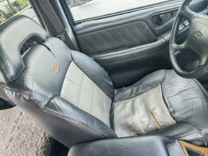 Обменять Chevrolet Blazer 1996 (7 фото из 13)